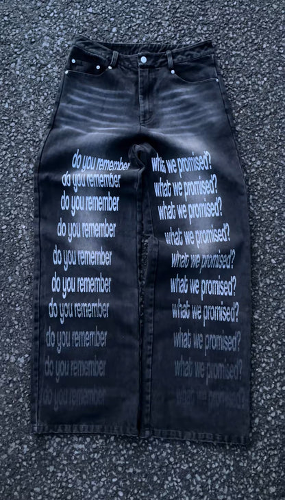 Graphic Jeans